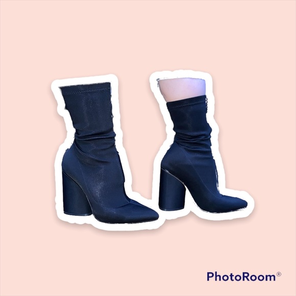 Pretty Little Thing boots - Picture 11 of 11